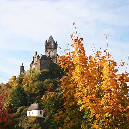 Ambiente Apartment *