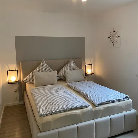 Ambiente Apartment *